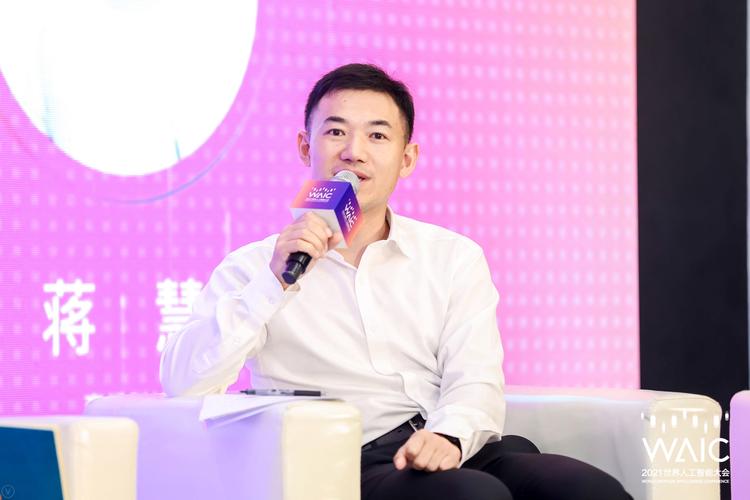 上海计算机软件技术开发中心人工智能治理研究所执行所长陈敏刚